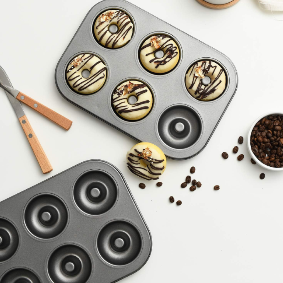 6-Hole Metallic Doughnut and Cupcake Tray